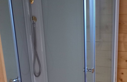 Arrest Ski Chalet | Roulotte La Bohême and its spa in the Baie de Somme