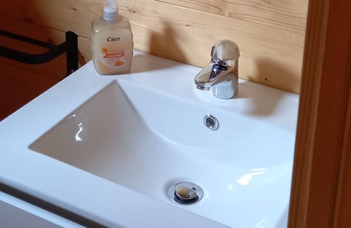 Arrest Ski Chalet | Roulotte La Bohême and its spa in the Baie de Somme