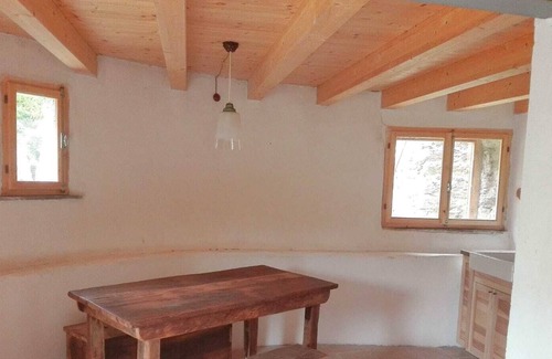 Neirone Apartment | ROUND BEECH - independent on two floors