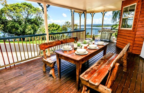 Seventeen Seventy House | ROUND HILL HOUSE 1770 - waterfront views