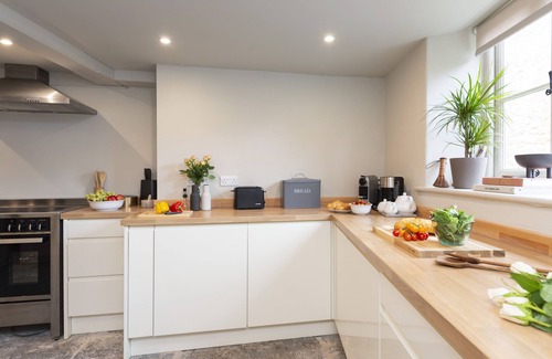 Castle Cary Cottage | Round House Cottage cleverly combines modern styling with original features
