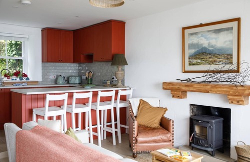 Roundstone Cottage | Roundstone Quay Cottage