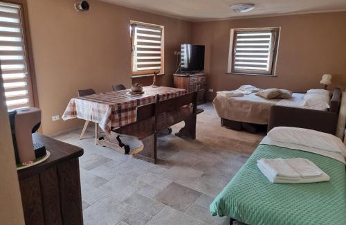 Montan-Angelin-Arensod Apartment | Route 76 VDA