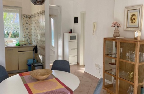 Borik Apartment | Rovinj - Borik, beautiful apartment Lea for 2-4 persons with garden - 5 min. from the beach