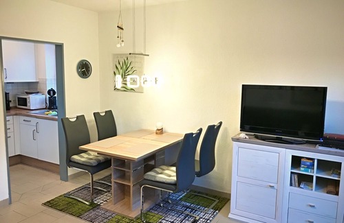 Norddeich House | Row corner house, in the middle of Norddeich, quiet location, family friendly, WiFi free