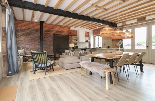 Crich House | Rowan Cottage - Fold Yards