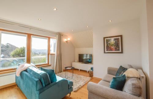 Oban Apartment | Rowan Tree Apartment - Modern Apartment, Free Parking & Views