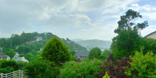 Oban Apartment | Rowan Tree Apartment - Modern Apartment, Free Parking & Views