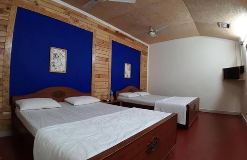 Anaimalai House | Royal Cottage, Anaimalai room 3