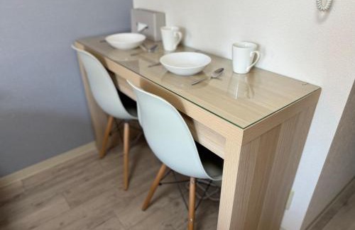 Naniwa Apartment | Royal Heights Sakuragawa Condominium