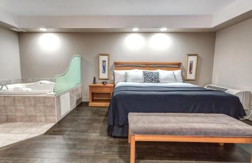Calgary Hotel | Royal Hotel Calgary, Trademark Collection by Wyndham