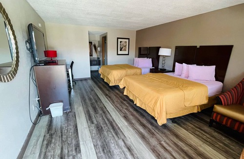 Mountain Grove Hotel | Royal Inn & Suites