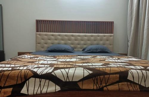 Hadapsar Apartment | Royal Nest 3 Rooms appt