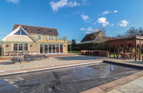 Shaftesbury House | Royal Oak House