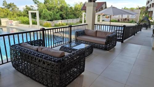 Dauis Apartment | Royal Oceancrest Panglao near airport and beach