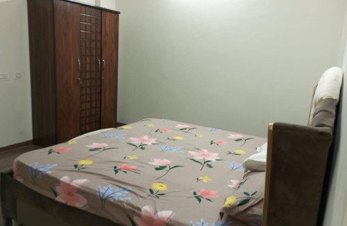 Banjara Hills Apartment | Royal Suites @ Banjara Hills road number 12