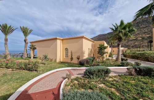 Qurbus Hotel | Royal Tulip Korbous Bay Thalasso & Springs