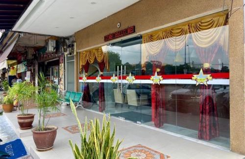 Rahang Kecil Hotel | Royals Star Hotel