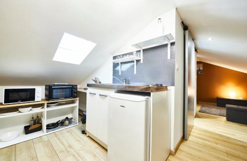 Mulhouse Apartment | RS-4 Studio dans les combles 1 pers - 4ème étage