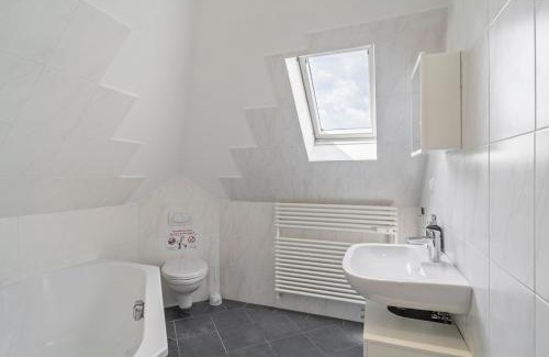 Ruesselsheim Apartment | RU03 Wohnung in Rüsselsheim!