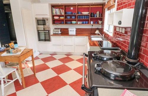 Truro Cottage | Ruan Dinas