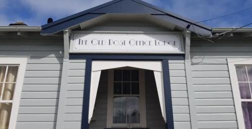 Owhango Apartment | Ruapehu's 5-Star OLD POST OFFICE - 1-4 Bdr West Wing