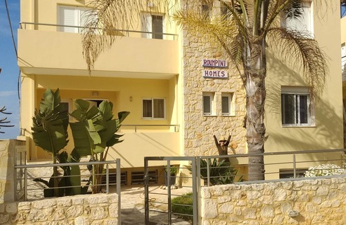 Kato Stalos House | Rubini Home IV 3 minutes from sea by feet