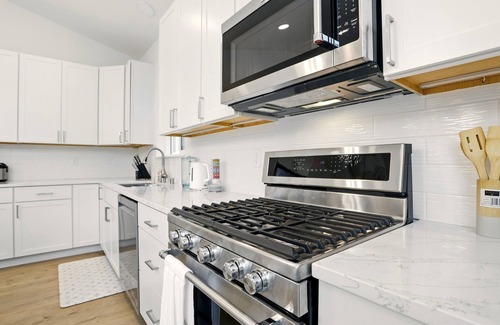 Sand Lake House | RUBY ISLAND 17 -5BEDS -12SLEEPS