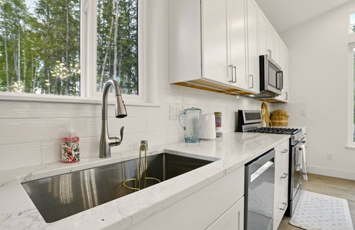 Sand Lake House | RUBY ISLAND 17 -5BEDS -12SLEEPS