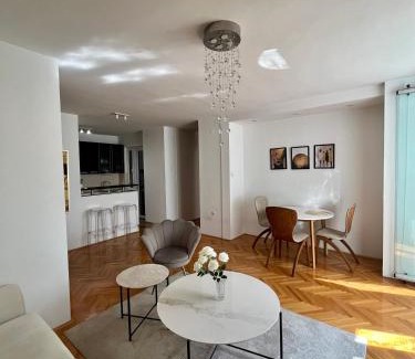 Centar Apartment | Ruby Luxury Central Apartment