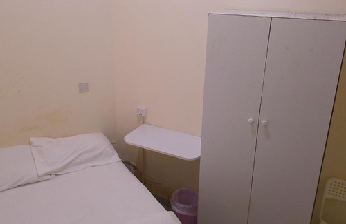 Deira Hostel | Ruby Star Couples Hostel G P 1&2