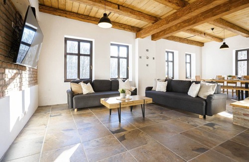 Rudnik Villa | Rudnik KRC070