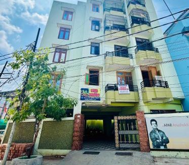 Mahmoorganj Apartment | Rudra Stays