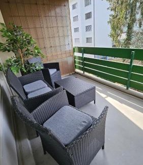 Iselin Apartment | Ruhige 2-Zi-Wohnung mit Garage