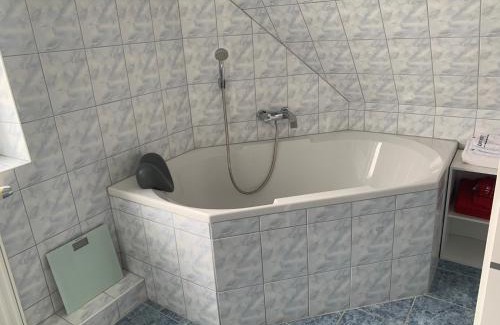 Birenbach Apartment | ruhige drei Zimmer Eigentumswohnung
