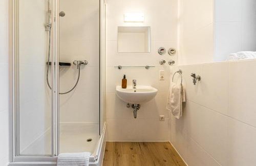 Zentrum-West Apartment | Ruhige und stilvolle Wohnung am Clara-Zetkin-Park