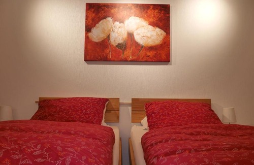 Altenfurt House | Ruhiges Apartment Nürnberg Süd Ost - Nähe Messe - mit Wallbox