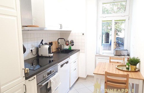 Outer Neustadt Apartment | Ruhiges Hinterhof Apartment im Herzen der Neustadt