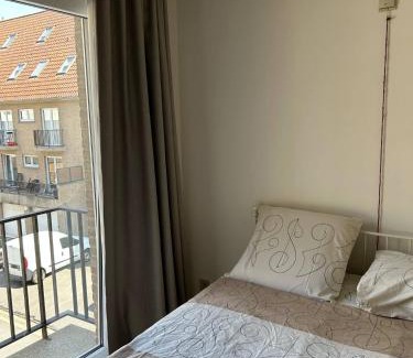 Raversijde Apartment | Ruim zonnig appartement op 50m van strand