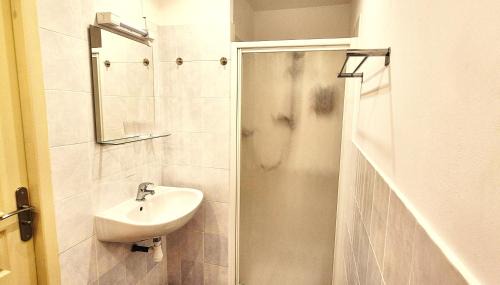 Seuzey Apartment | Ruime vakantie accommodatie in rustige, landelijke omgeving