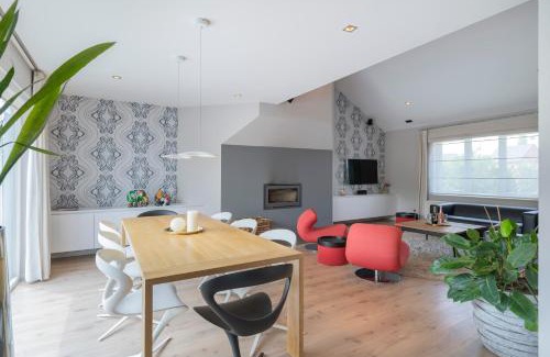 Kuringen House | Ruime woning met grote omheinde tuin