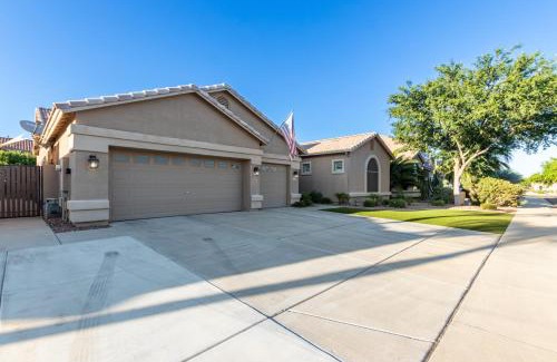 Sun Groves House | Runaway Bay Chandler