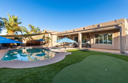 Sun Groves House | Runaway Bay Chandler