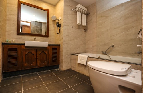 Lekhnath Hotel | Rupakot Resort