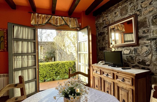 Villaviciosa Apartment | Rural apartment Aptos. turísticos Paseo de la Alameda for 2 people