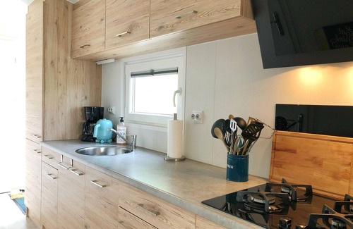 Sint Maarten Ski Chalet | Rural chalet in Sint Maarten with shared pool