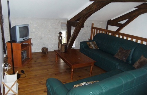 Blaymont Cottage | Rural cottage Lapeyrotte with pool and sleeps 16 in Pays de Serres-Quercy