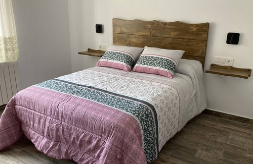 El Peral Apartment | Rural getaway ideal for outdoor activities with jacuzzi