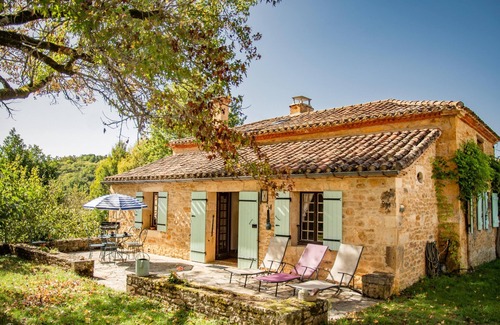 Sauveterre-la-Lemance House | Rural holiday home in a quiet location