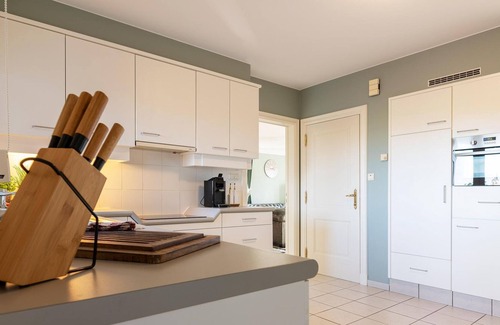 Bocholt House | Rural holiday home in Bocholt with hot tub